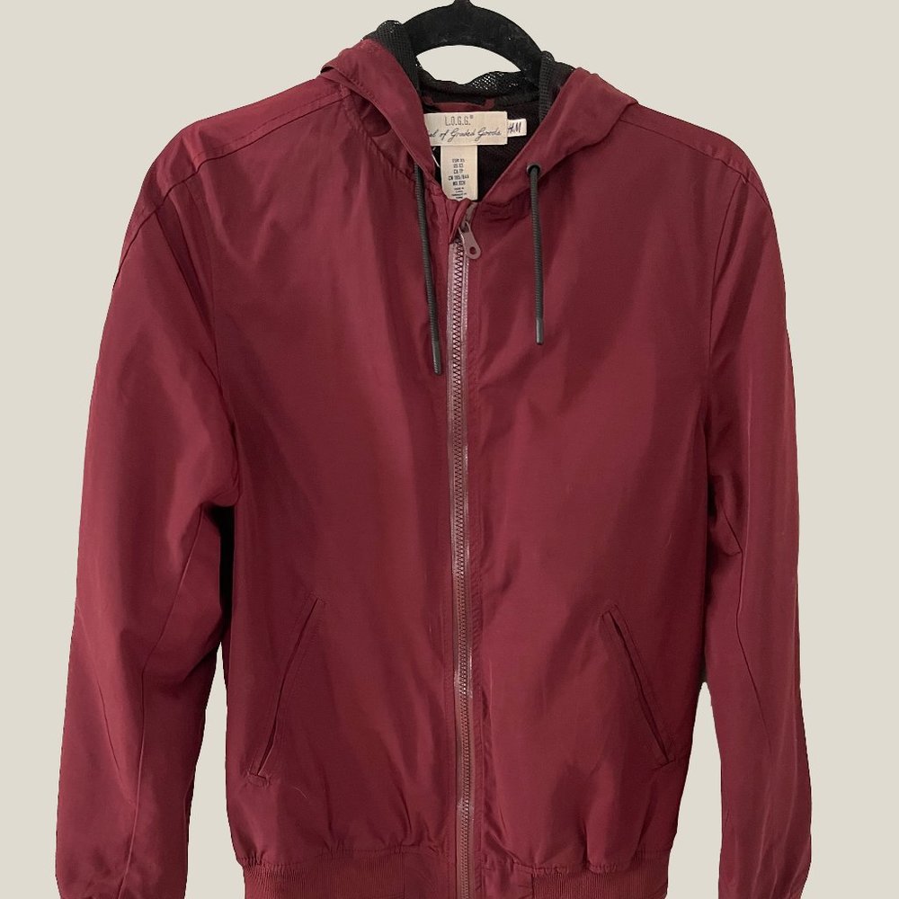 SALE XS H&M L.O.G.G. LEAGUE OF GRADED GOODS MAROON RAIN JACKET
